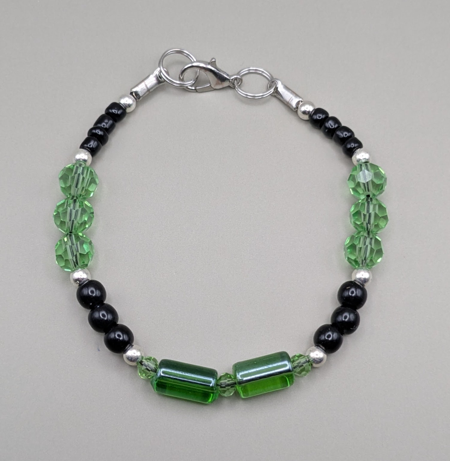 Forest Green Glass & Midnight Black Accent Bracelet