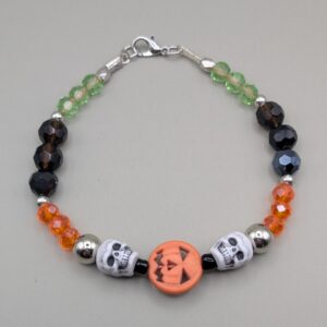 All Hallows' Eve Jack-o'-Lantern & Skull Beaded Accent Bracelet